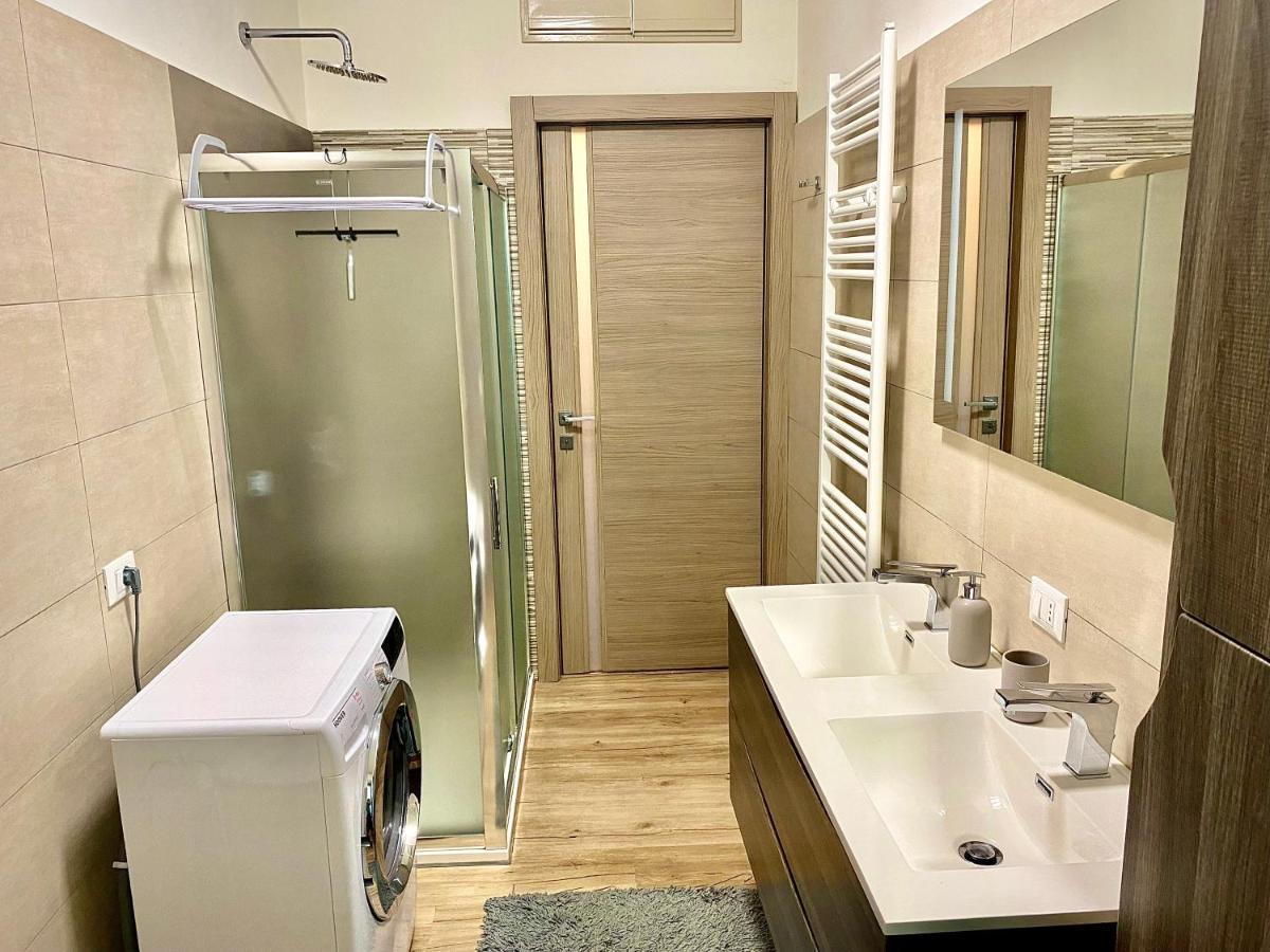 Golden Suite Marta Malpensa Milano-Laghi Busto Arsizio Eksteriør bilde